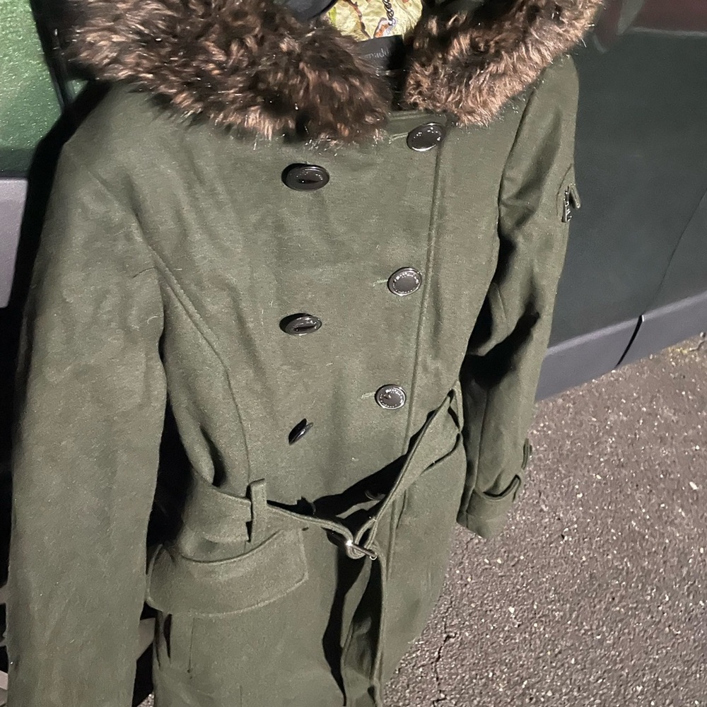 Steve Madden Green Trench Coat with Faux Fur Collar